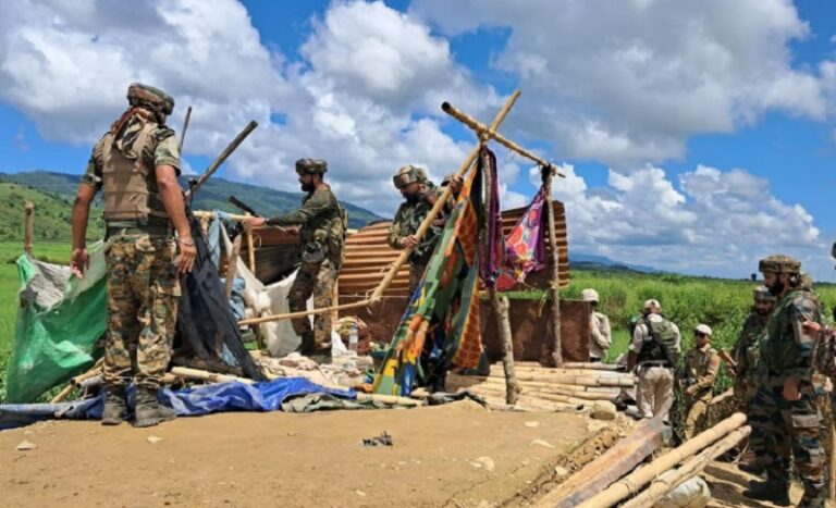 मणिपुर के उखरुल में हिंसा, 3 की मौत:10 से ज्यादा घायल, जमीन विवाद में दो पक्षों में फायरिंग; चुराचांदपुर में उग्रवादी की हत्या