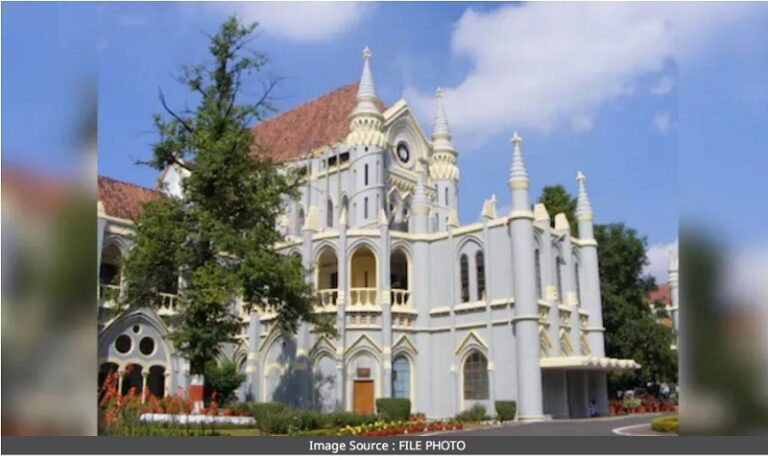 हर महीने देनी होगी तिरंगे को सलामी’, देश विरोधी नारे लगाने वाले आरोपी को हाईकोर्ट ने दी अनोखी शर्त पर जमानत