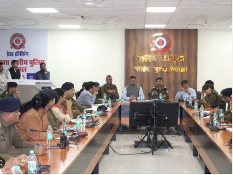 भोपाल के थानों में बनेंगी साइबर हेल्प डेस्क:पांच लाख रुपए तक की शिकायत थानों में ही दर्ज करा सकेंगे लोग