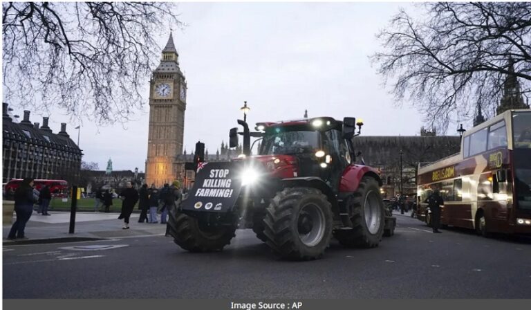 संसद घेरने ट्रैक्टर से पहुंचे किसान, जानिए कहां हुआ प्रदर्शन; क्या है मांग