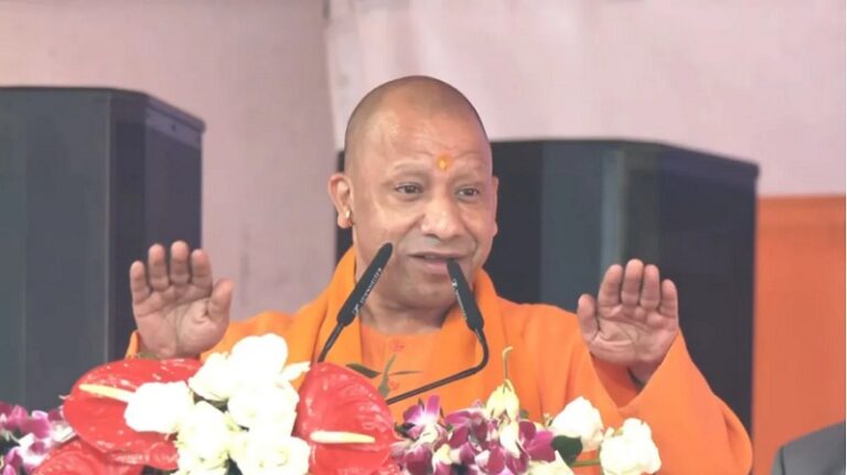 प्रतिष्ठा द्वादशी पर अयोध्या में CM योगी, बोले- ‘रामभक्तों, कारसेवकों और संतों के हम ऋणी हैं’