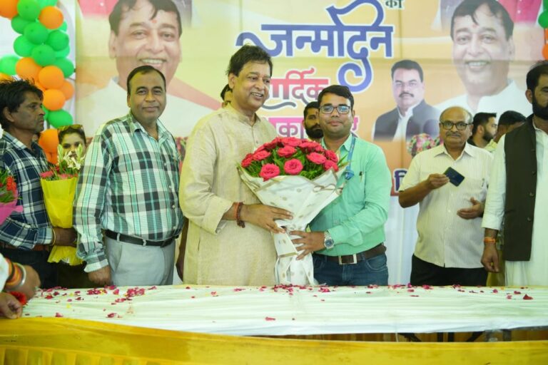 ध्रुव नारायण सिंह: भोपाल की रॉयल राजनीति की शान