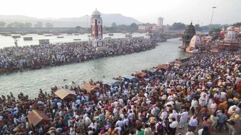 हर की पैड़ी पर गैर-हिन्दुओं के प्रवेश पर पाबंदी लगाने की उठी मांग, घाटों पर जगह-जगह लगे नोटिस बोर्ड
