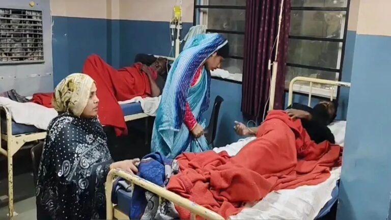 इंदौर में दूषित पानी से मचा हुआ है हाहाकार, अब तक 13 की मौत, 100 से ज्यादा की हालत गंभीर