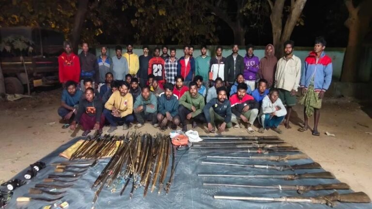 धनुष, तीर और बंदूकें, जंगल में रातभर चली छापेमारी, AI की मदद से पकड़े गए 39 शिकारी