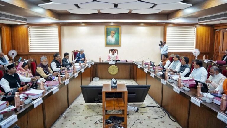 मोहन कैबिनेट के बड़े फैसले: 620 करोड़ की 2 सिंचाई परियोजनाओं को मंजूरी, सरदार सरोवर विस्थापितों की रजिस्ट्री मुफ्त होगी