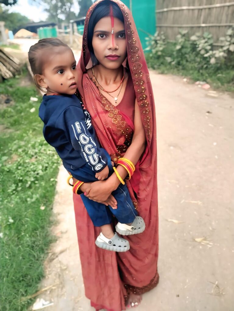 चेन्नई में मजदूरी कर रहे राजेश पासवान का आरोप: पड़ोसियों ने पत्नी से मारपीट की, मुखिया पर अनदेखी का आरोप; चिराग पासवान से लगाई मदद की गुहार