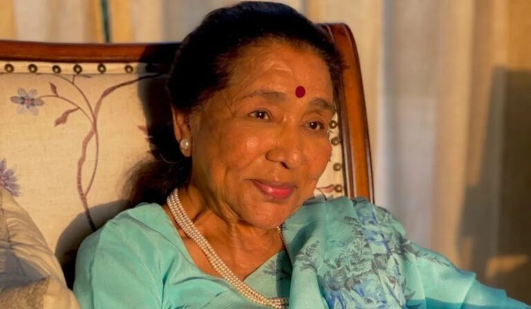 राजकीय सम्मान के साथ किया जाएगा आशा भोसले का अंतिम संस्कार, श्रद्धांजलि देने पहुंचे सितारे