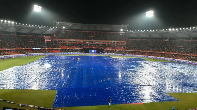RCB vs SRH मैच में बारिश बनेगी विलेन? मुकाबले के दौरान कैसा रहेगा हैदराबाद का मौसम