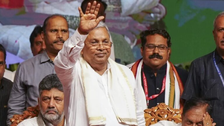 कर्नाटक में आज नहीं हैं राज्यपाल, तो फिर CM सिद्धारमैया कैसे देंगे इस्तीफा?